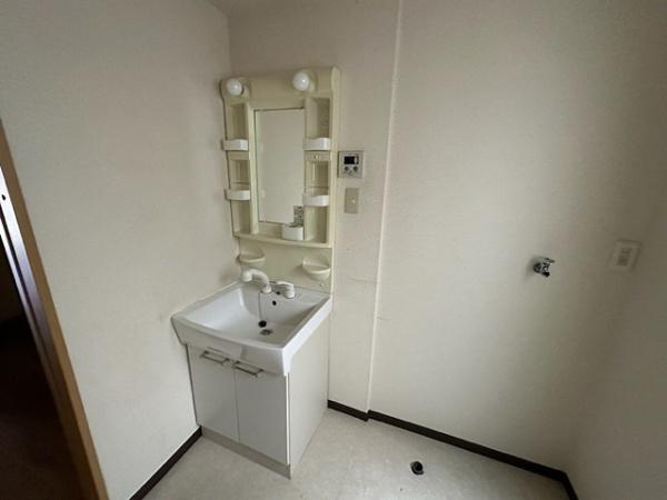 寝屋川市錦町の中古一戸建て