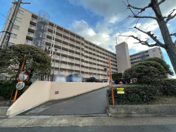 伏見日光ハイツ　2号棟