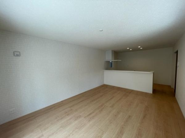 枚方市松丘町の新築一戸建