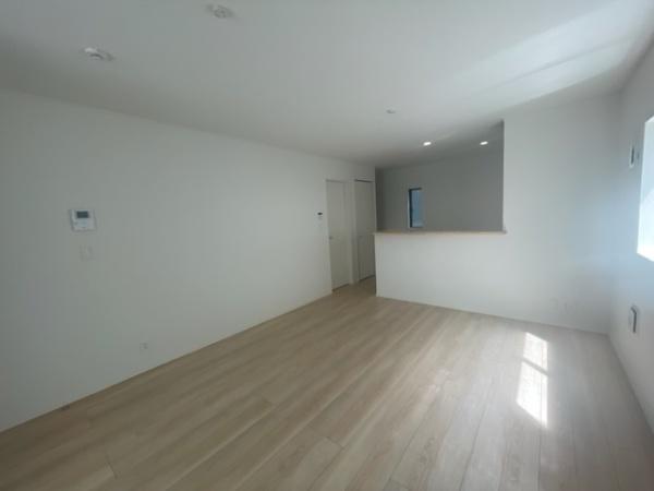 寝屋川市高宮２丁目の新築一戸建