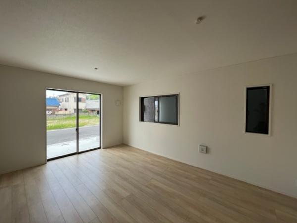寝屋川市高宮２丁目の新築一戸建