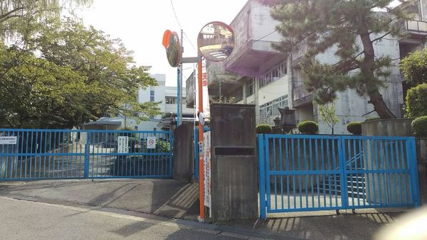 四條畷市岡山東5丁目の中古一戸建て(四條畷市立忍ケ丘小学校)