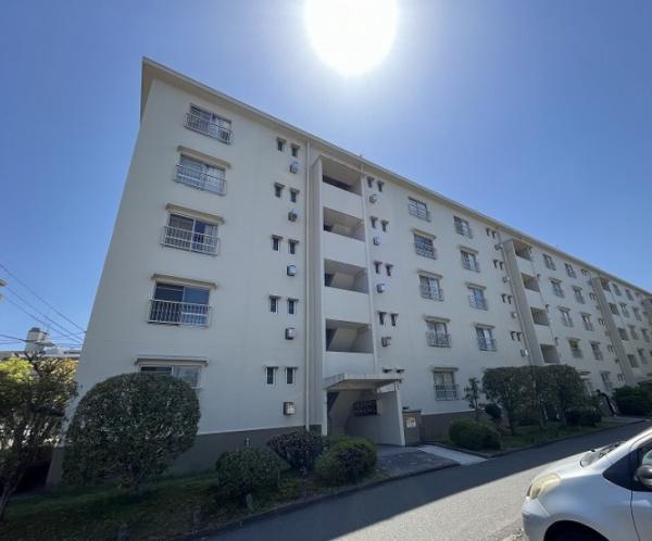 山田池住宅　第11号棟