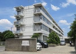 守口市梶町４丁目の中古一戸建て(守口市立梶中学校)