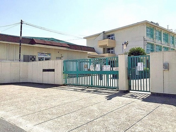 フロレスタミオ山田池公園(枚方市立田口山小学校)