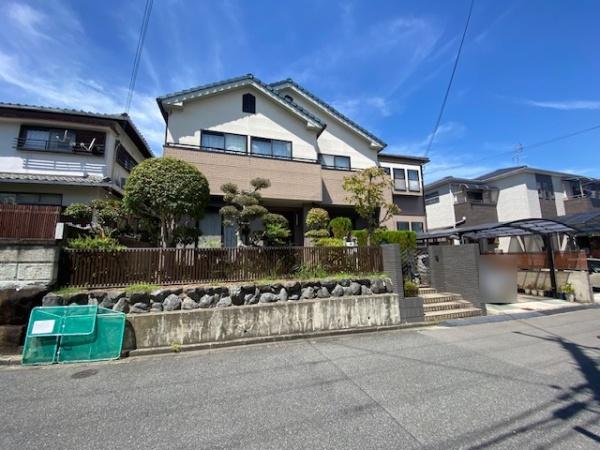 枚方市東香里３丁目の中古一戸建