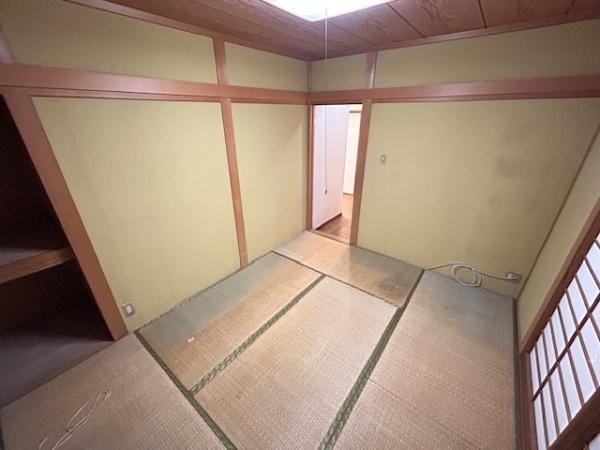 寝屋川市寿町の中古一戸建て