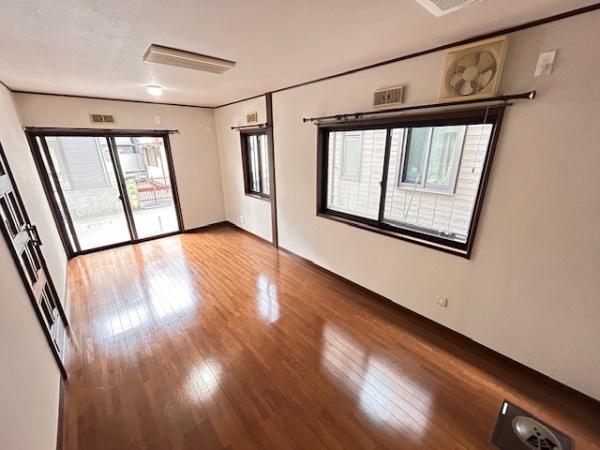 寝屋川市石津東町の中古一戸建