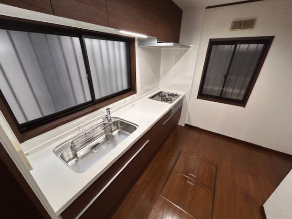 寝屋川市石津東町の中古一戸建