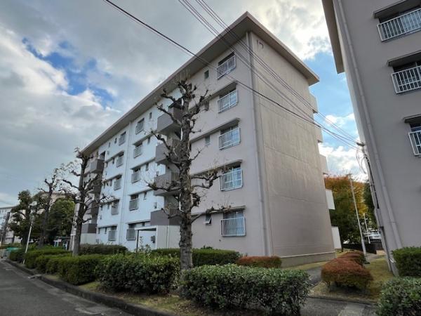 釈尊寺第一住宅第12号棟