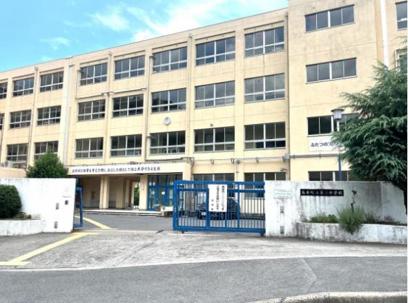 若山台住宅31号棟(島本町立第二中学校)