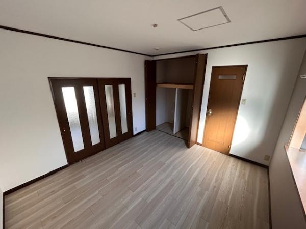 寝屋川市高柳２丁目の中古一戸建て