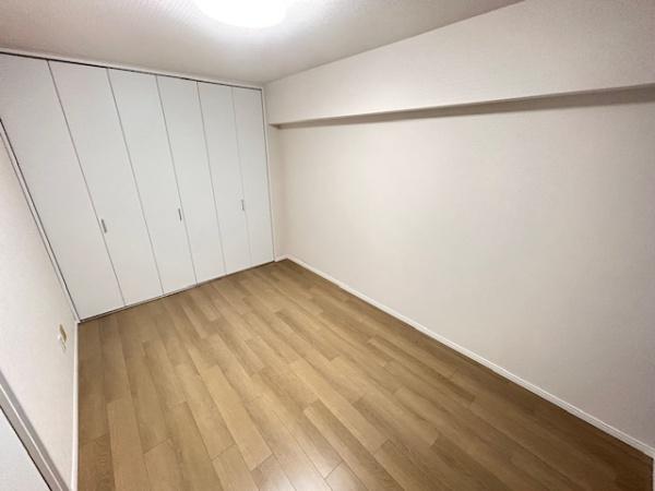 グリーンタウン香里ヶ丘　D棟