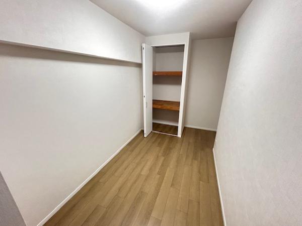 グリーンタウン香里ヶ丘　D棟