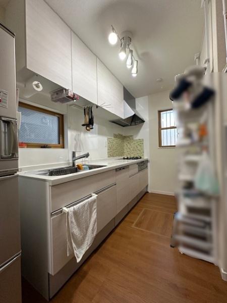 寝屋川市明和２丁目の中古一戸建て