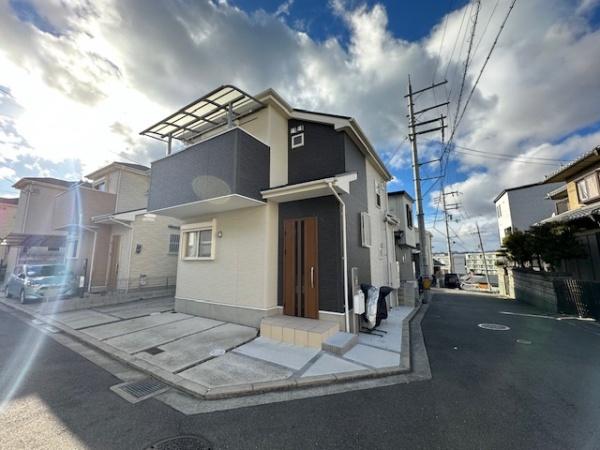 寝屋川市明和２丁目の中古一戸建て