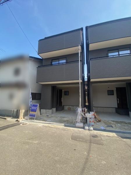 寝屋川市高柳４丁目の新築一戸建