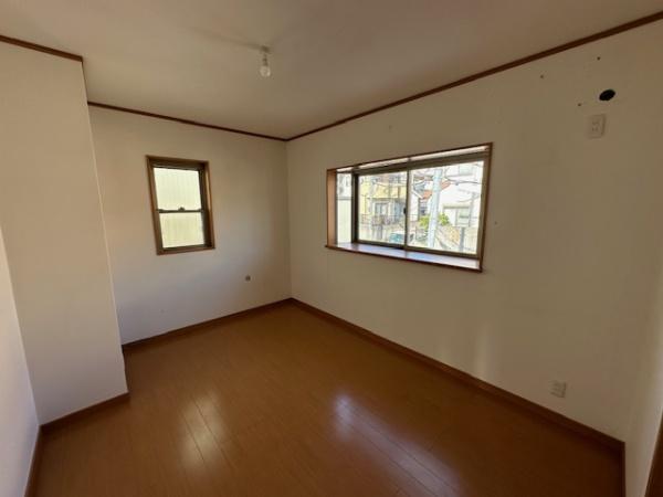 寝屋川市国松町の中古一戸建て