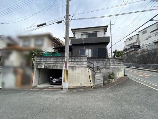 枚方市東中振１丁目の中古一戸建