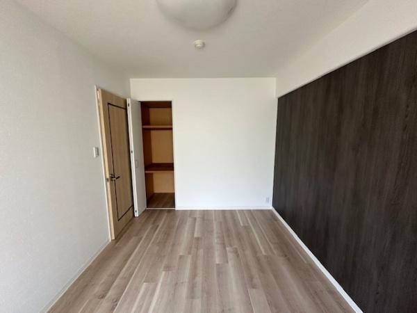 ディオフェルティ枚方