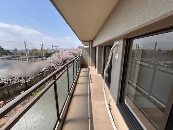 オークヒルズ香里6番館