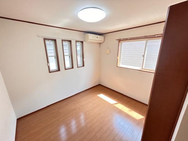 寝屋川市堀溝２丁目の中古一戸建て