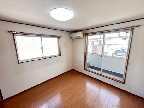 寝屋川市堀溝２丁目の中古一戸建て