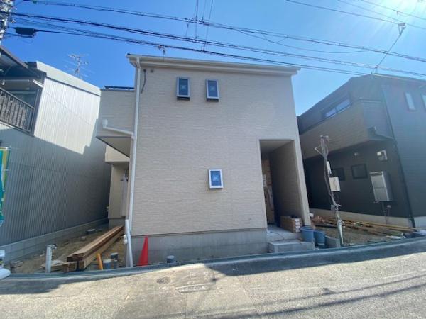 寝屋川市高柳７丁目の新築一戸建