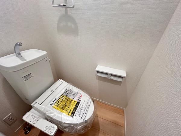 枚方市招提中町１丁目の新築一戸建