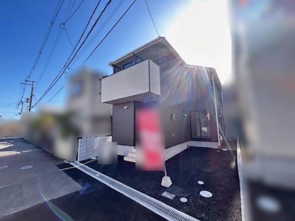枚方市招提中町１丁目の新築一戸建