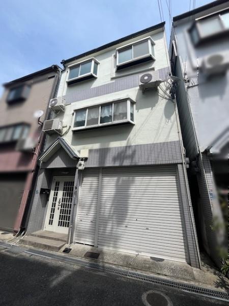 寝屋川市中神田町の中古一戸建