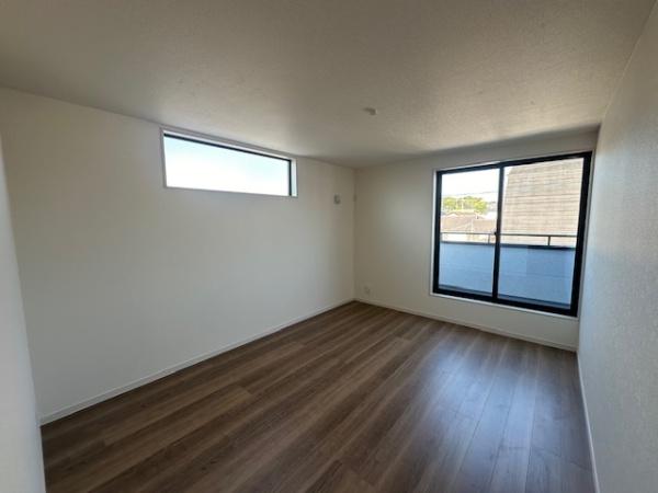 枚方市南中振２丁目の新築一戸建