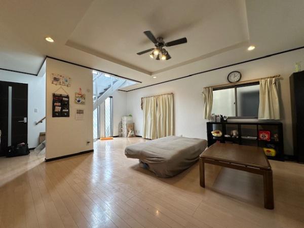 寝屋川市小路北町の中古一戸建