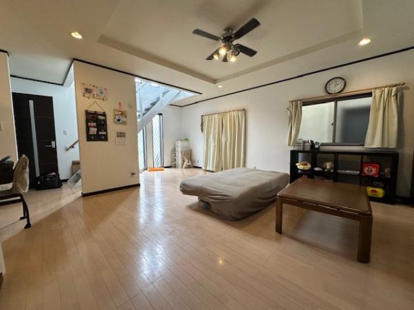 寝屋川市小路北町の中古一戸建