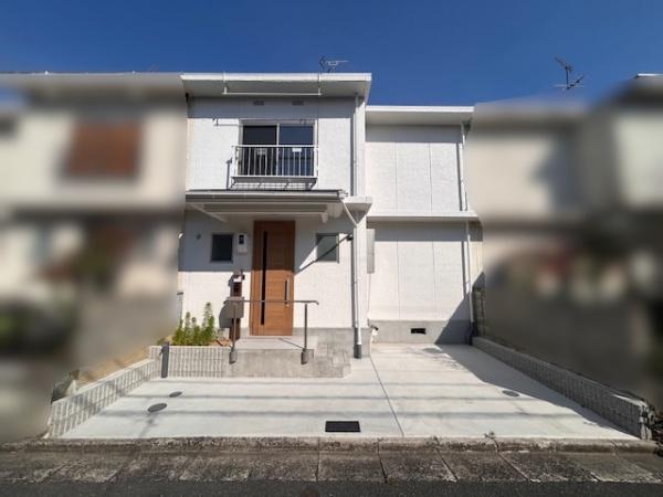 交野市松塚の中古テラスハウス