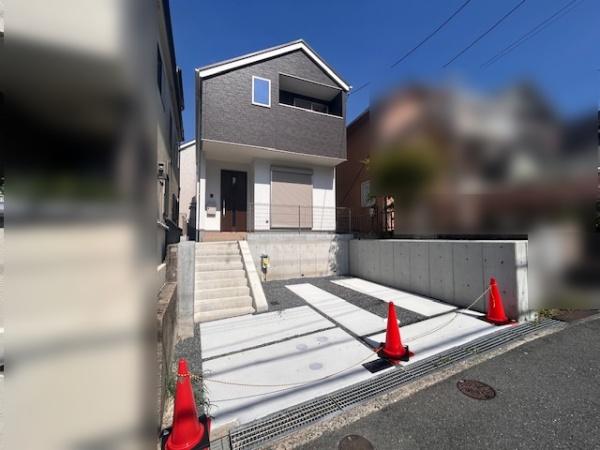 枚方市長尾元町７丁目の新築一戸建