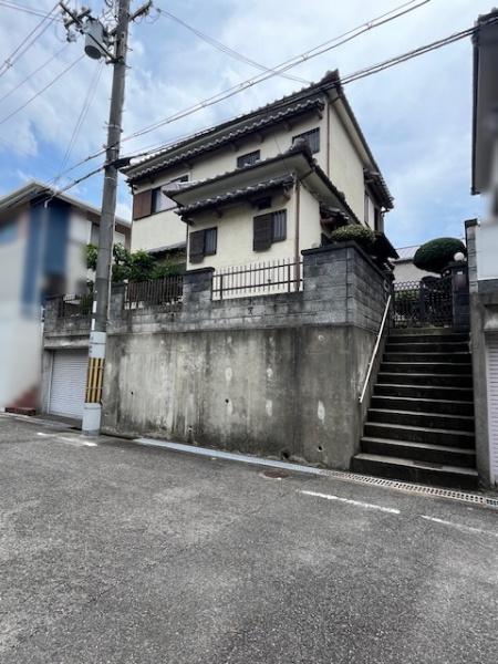 枚方市山之上北町の中古一戸建て