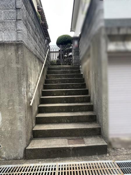 枚方市山之上北町の中古一戸建て