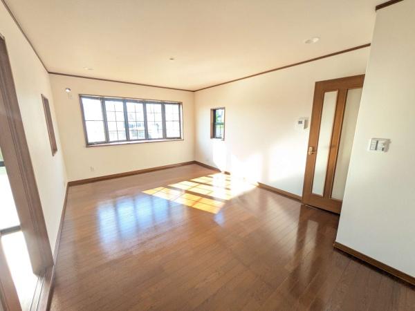 枚方市山之上西町の中古一戸建て