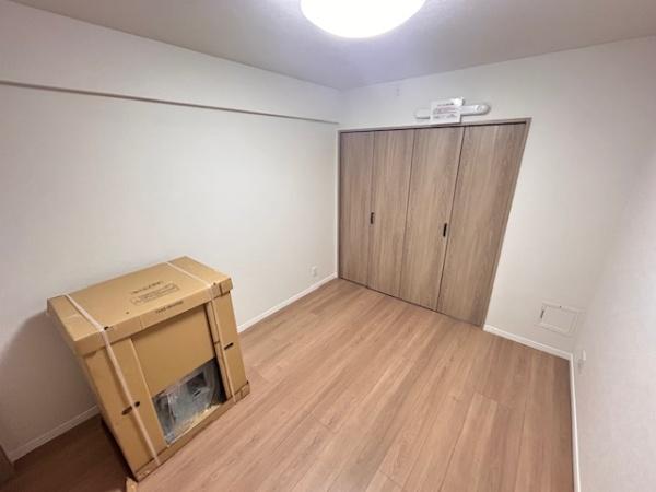 オークヒルズ香里四番館