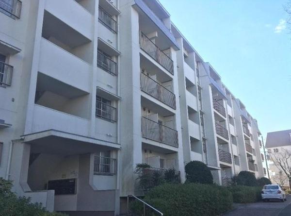 グリーンヒル光善寺住宅　1号棟