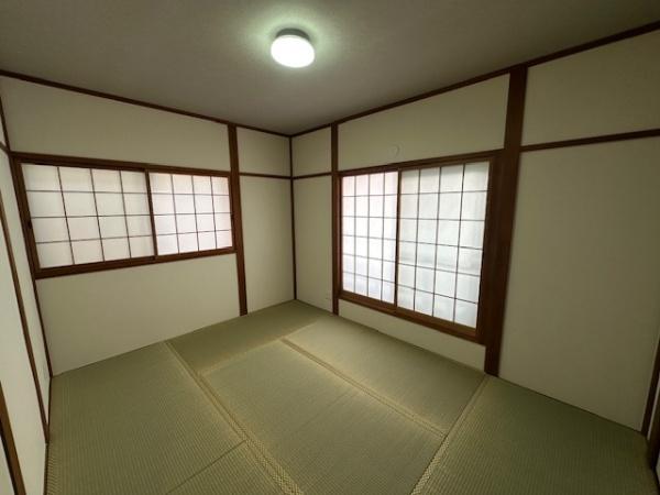 枚方市長尾東町3丁目の中古一戸建て(寝室)