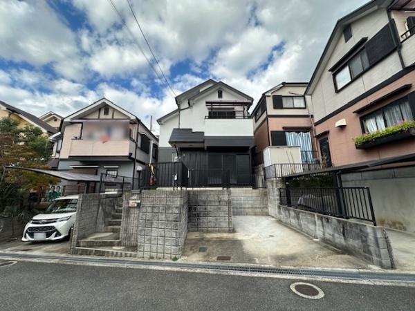 枚方市長尾東町３丁目の中古一戸建