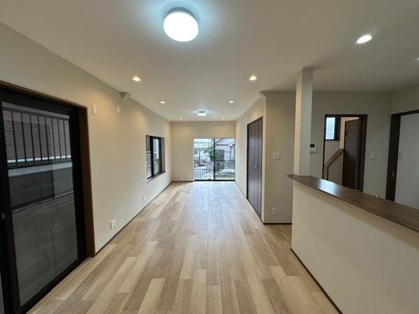 枚方市長尾東町３丁目の中古一戸建