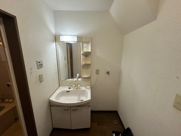 寝屋川市高柳２丁目の中古一戸建て