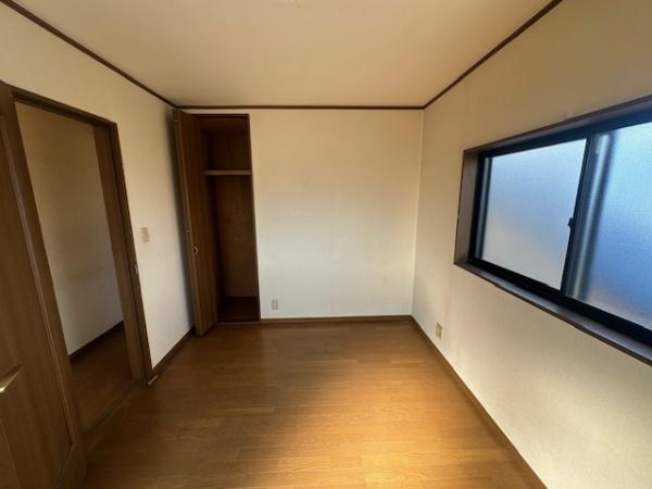 寝屋川市高柳２丁目の中古一戸建て
