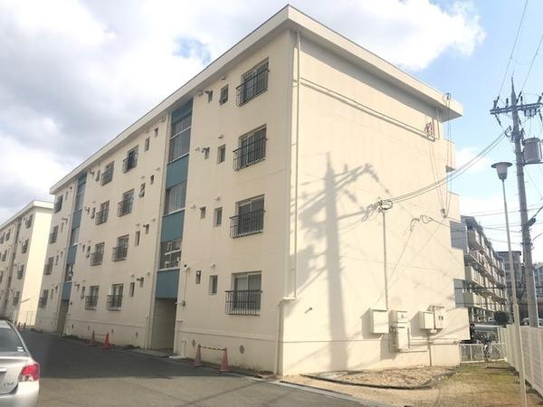 松下三井団地4号棟
