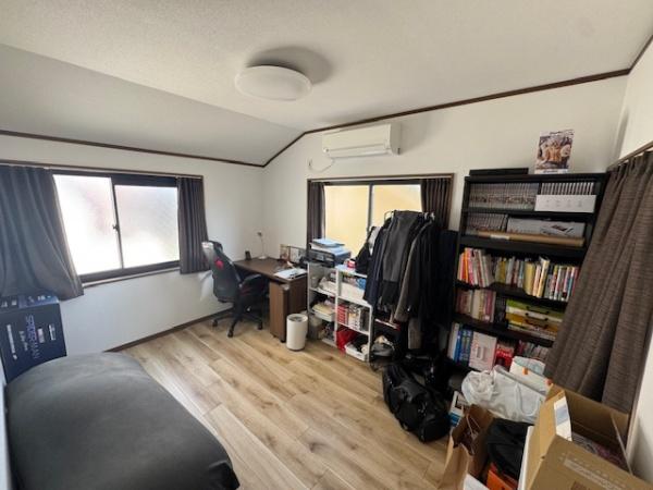 寝屋川市太秦東が丘の中古一戸建て