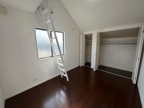 枚方市長尾元町３丁目の中古一戸建て