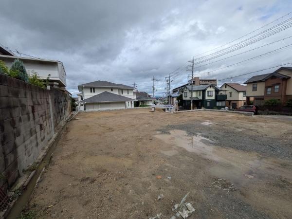 枚方市香里ケ丘８丁目の土地